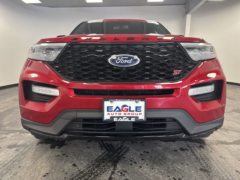 Used 2022 Ford Explorer ST w/ Equipment Group 401A image 4