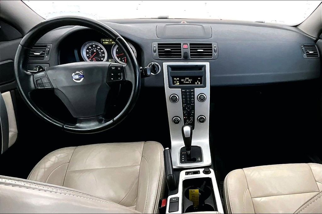 Used 2012 Volvo C70 T5 image 20