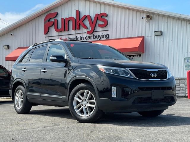 Used 2014 Kia Sorento LX image 1