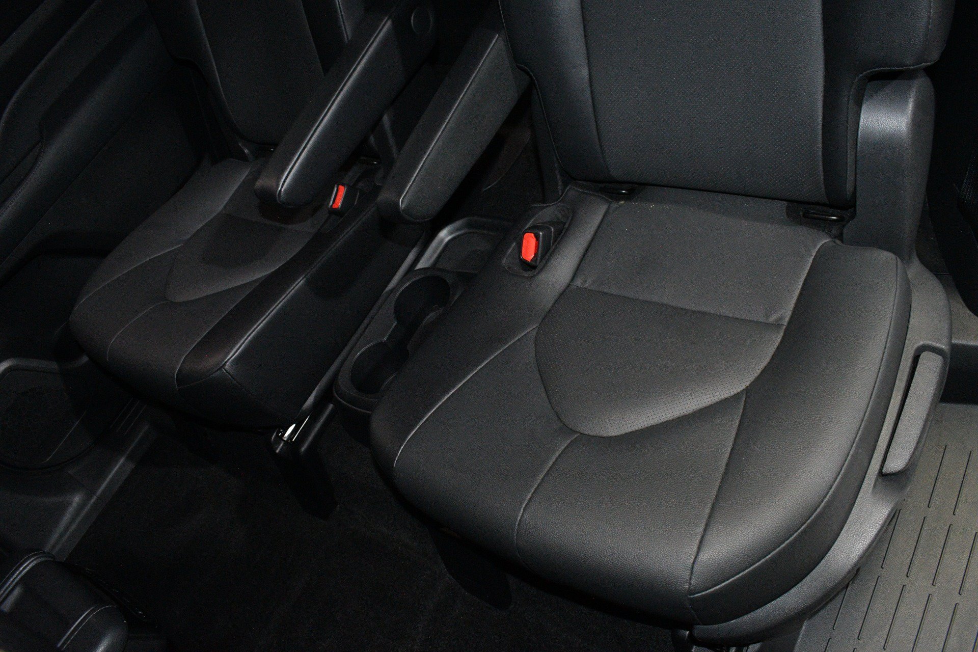 Used 2024 Toyota Grand Highlander FWD image 19