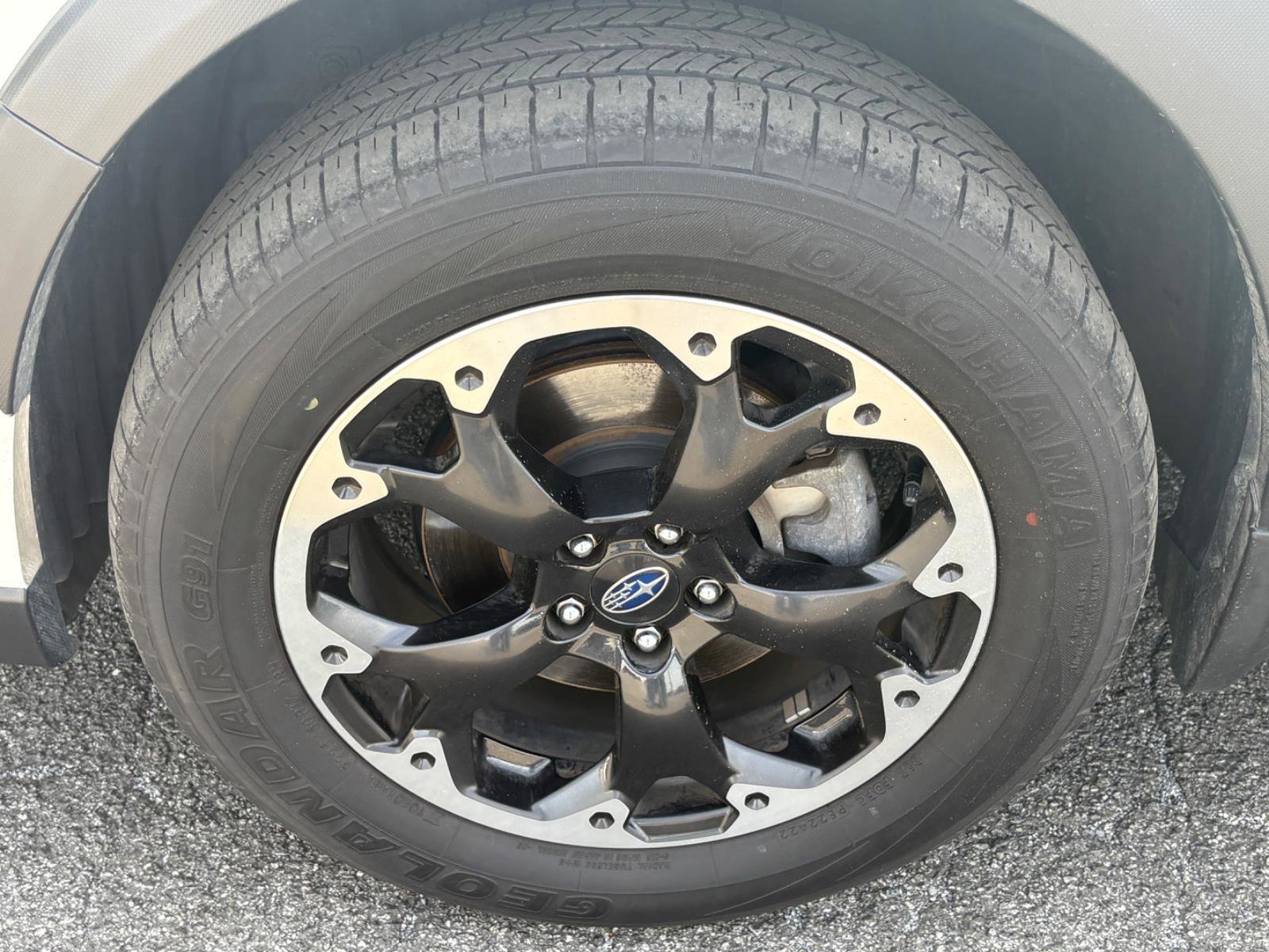 Used 2023 Subaru Crosstrek 2.0i Premium image 14