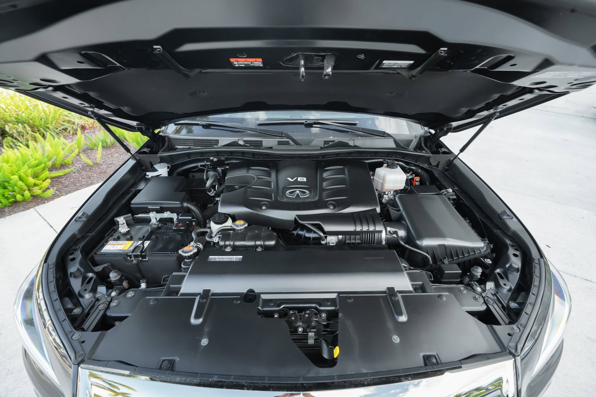 Used 2024 INFINITI QX80 Sensory image 45