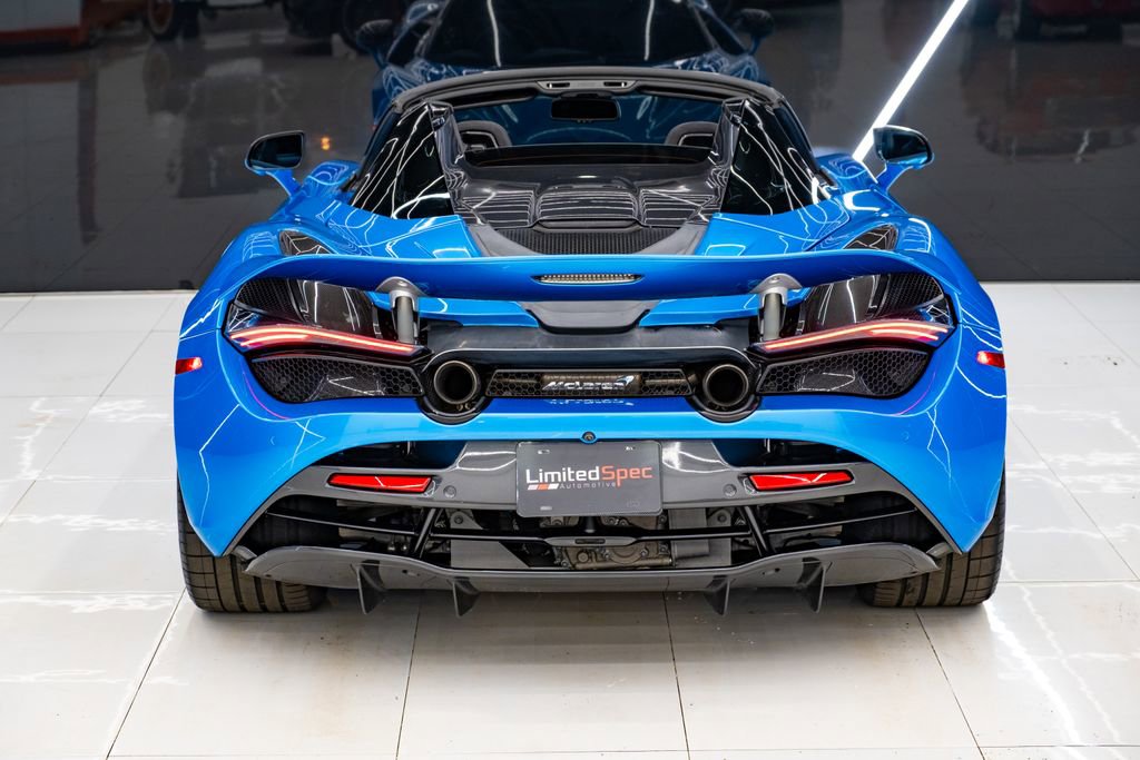 Used 2020 McLaren 720S Spider RWD image 18