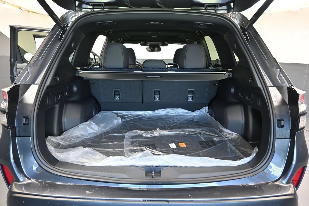 New 2026 Subaru Forester Premium AWD/4WD image 17