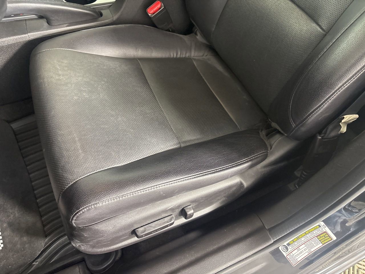 Used 2017 Acura ILX w/ Premium Package image 12