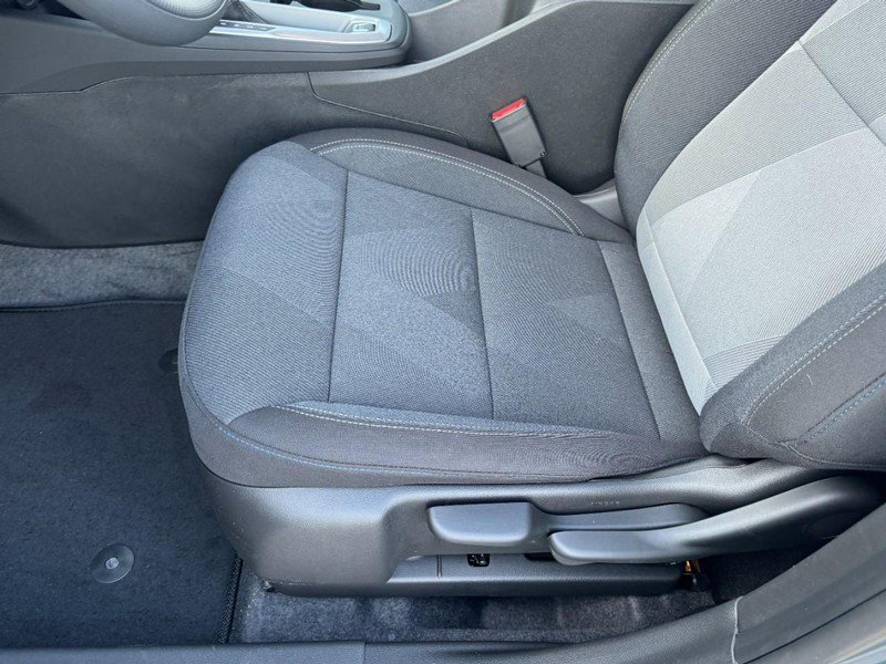 New 2026 Chevrolet Trax LS image 9