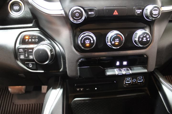 Used 2019 RAM 1500 Big Horn AWD/4WD image 34