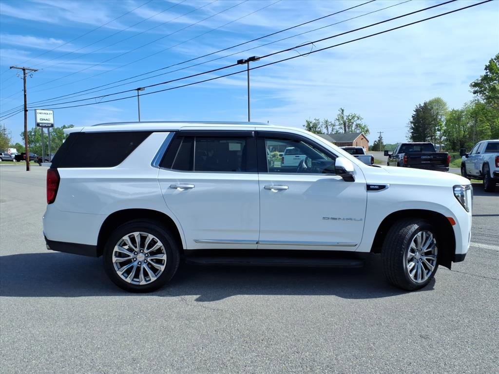 Used 2021 GMC Yukon Denali w/ Advanced Technology Package RWD image 3