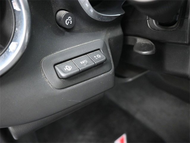 Used 2018 Chevrolet Camaro ZL1 image 20