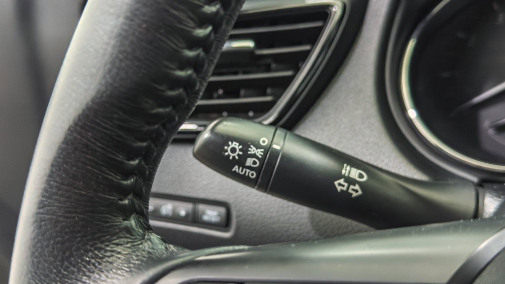 Used 2017 Nissan Rogue SV image 25