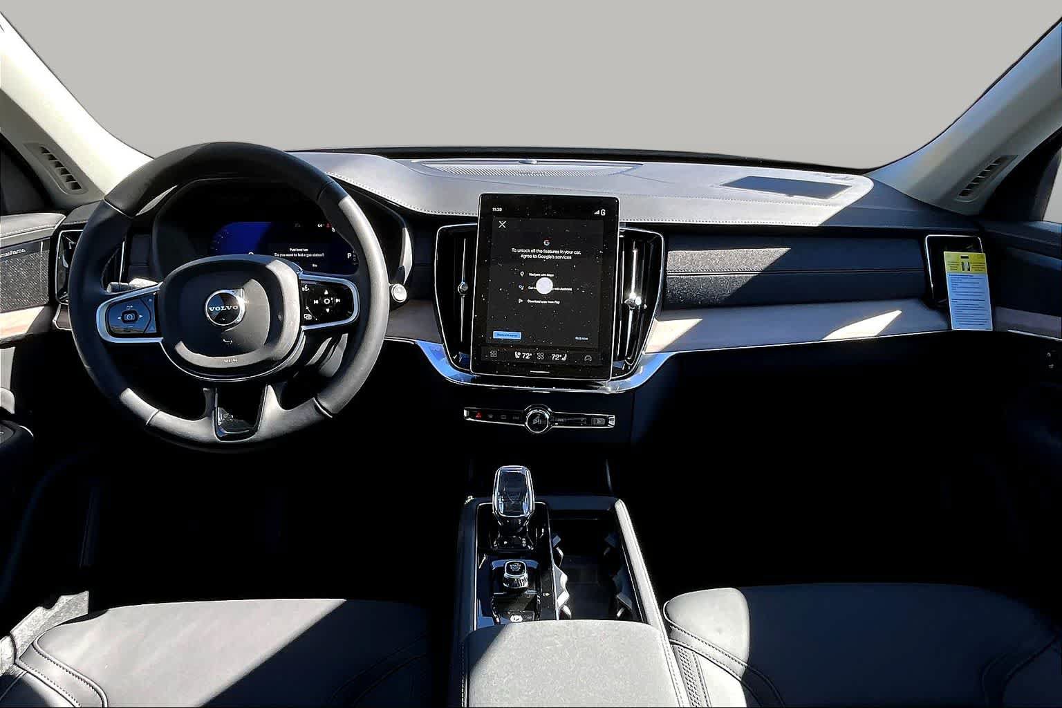 New 2026 Volvo XC90 B6 Plus w/ Protection Package Premier AWD/4WD image 7