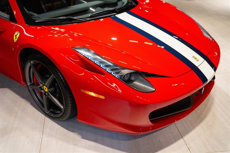 Used 2015 Ferrari 458 Spider RWD image 10