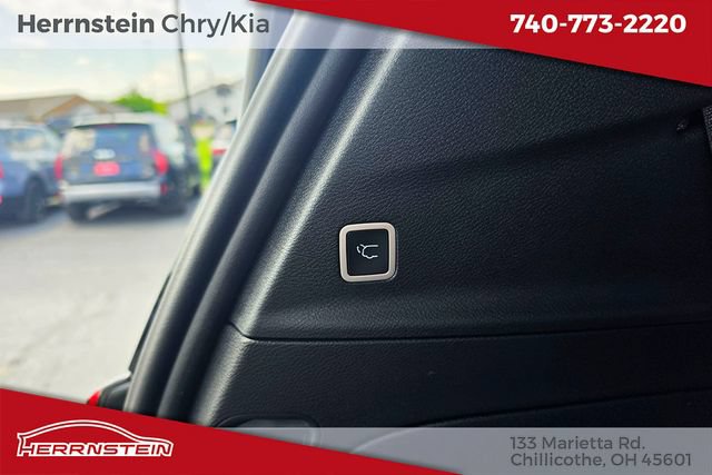 New 2026 Chrysler Voyager LX FWD image 25