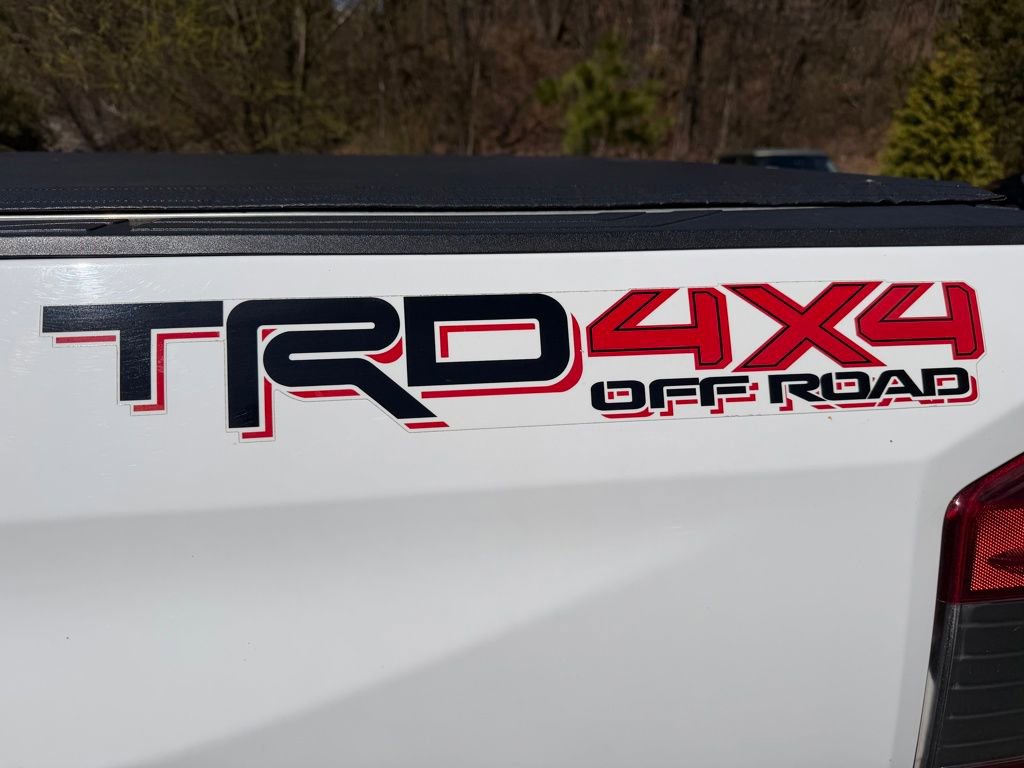 Used 2016 Toyota Tundra SR5 w/ TRD Off Road Package AWD/4WD image 11