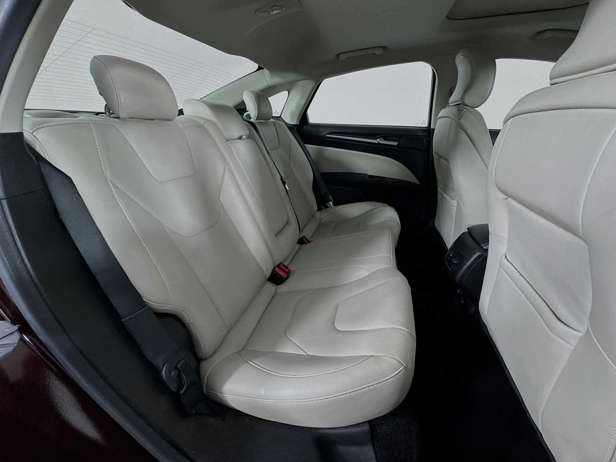 Used 2017 Ford Fusion Titanium FWD image 28