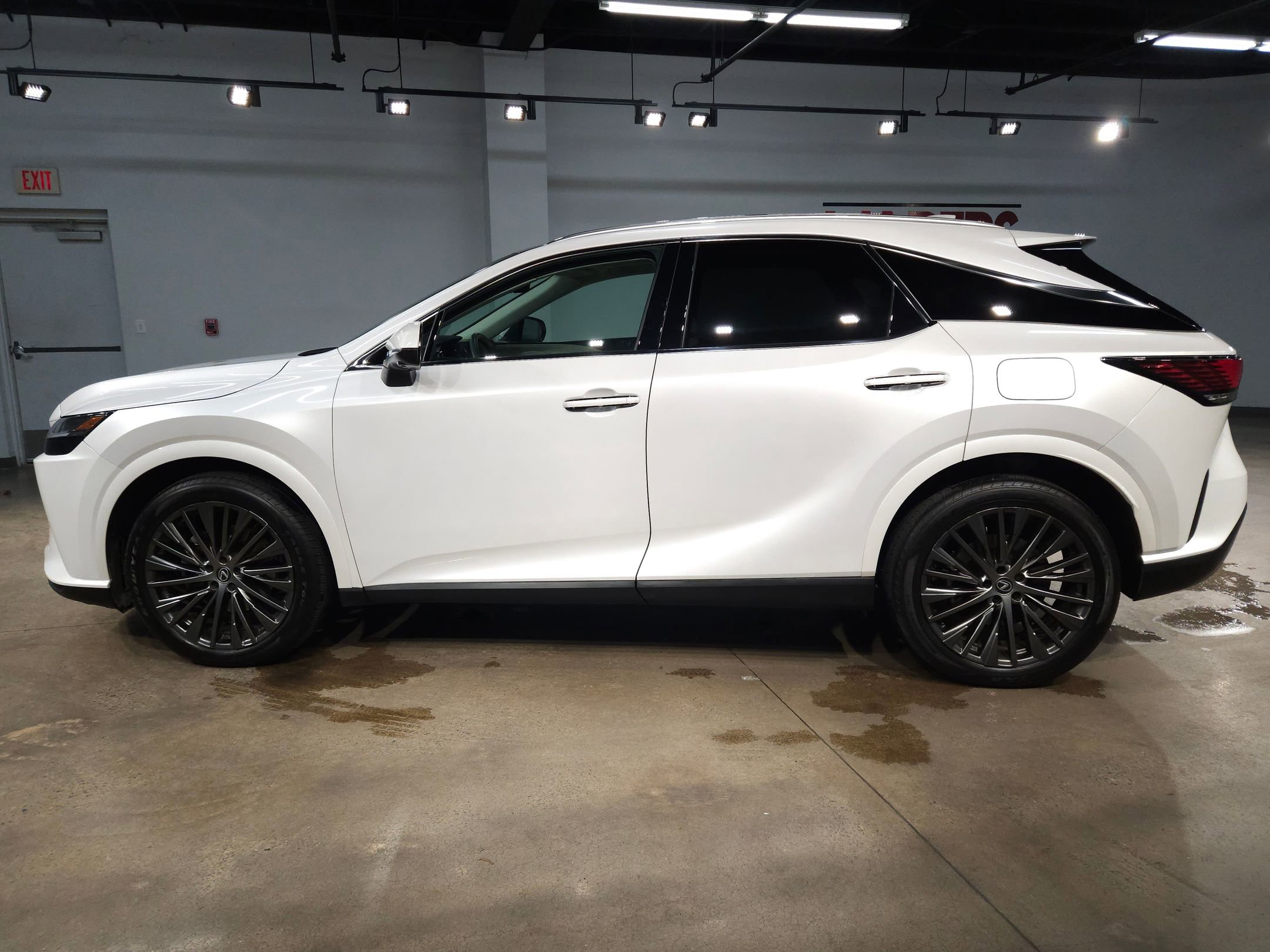 Used 2024 Lexus RX 350 image 4