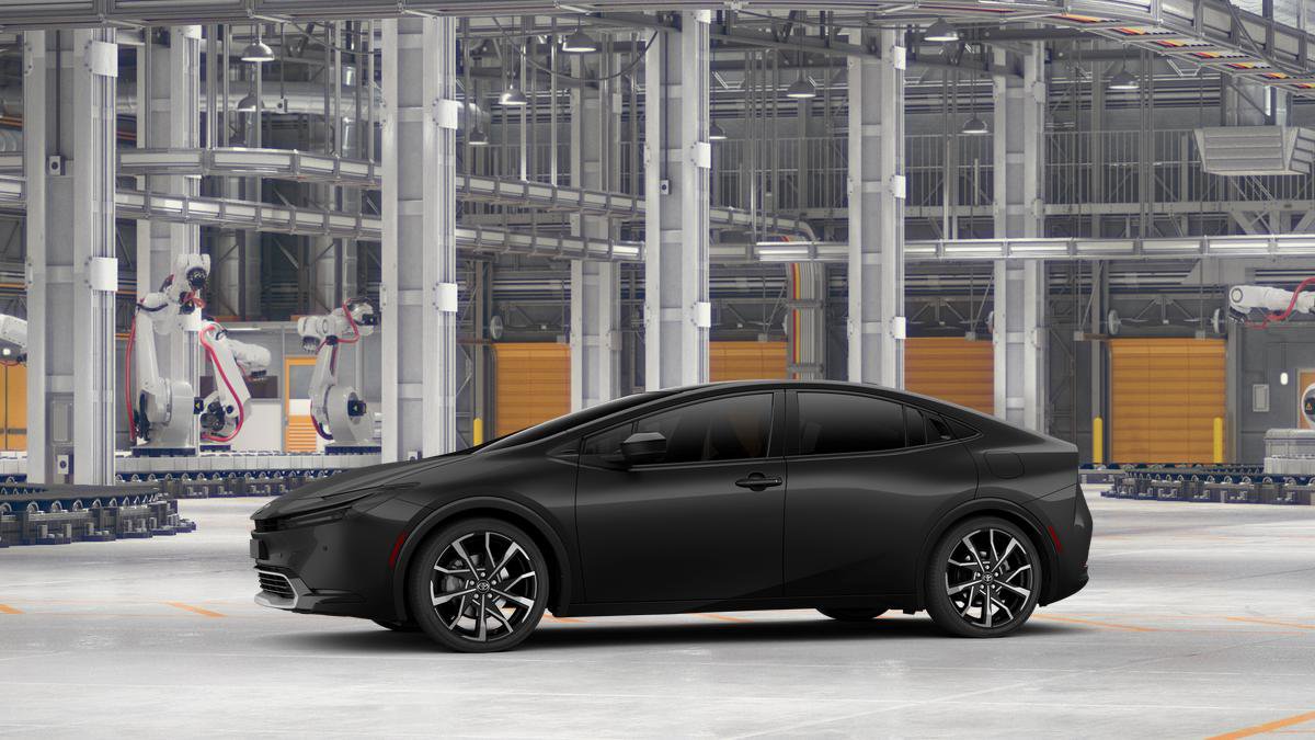 New 2026 Toyota Prius Plug-In Hybrid FWD image 3