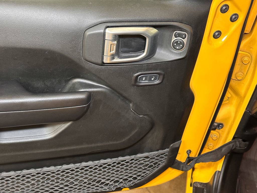 Used 2019 Jeep Wrangler Unlimited Sport S AWD/4WD image 25