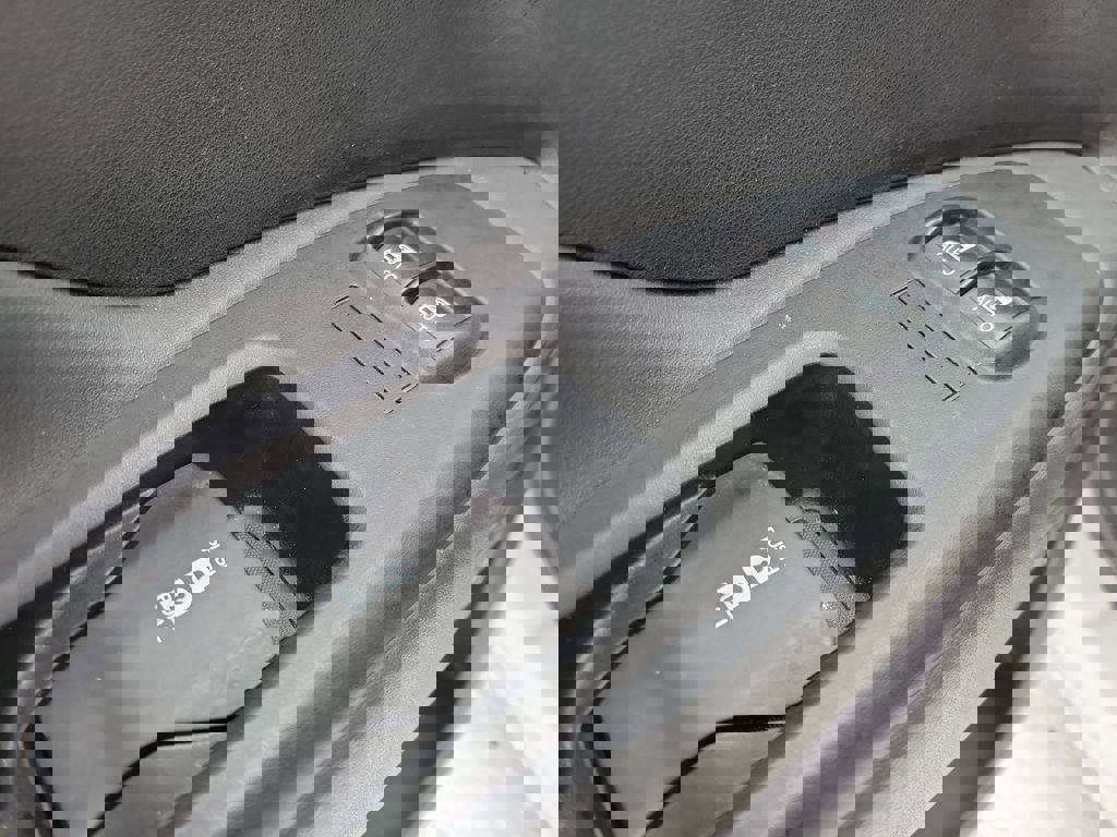 Used 2021 RAM ProMaster City Tradesman image 12