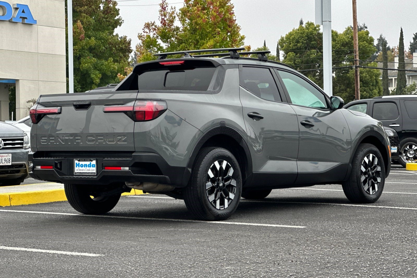 Used 2025 Hyundai Santa Cruz SEL FWD image 9