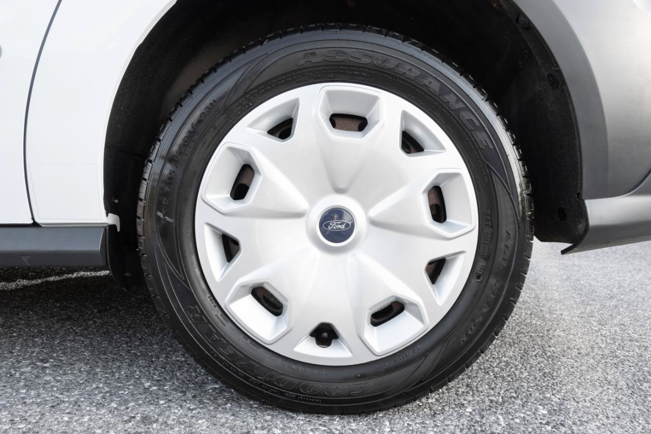 Used 2018 Ford Transit Connect XL FWD image 41