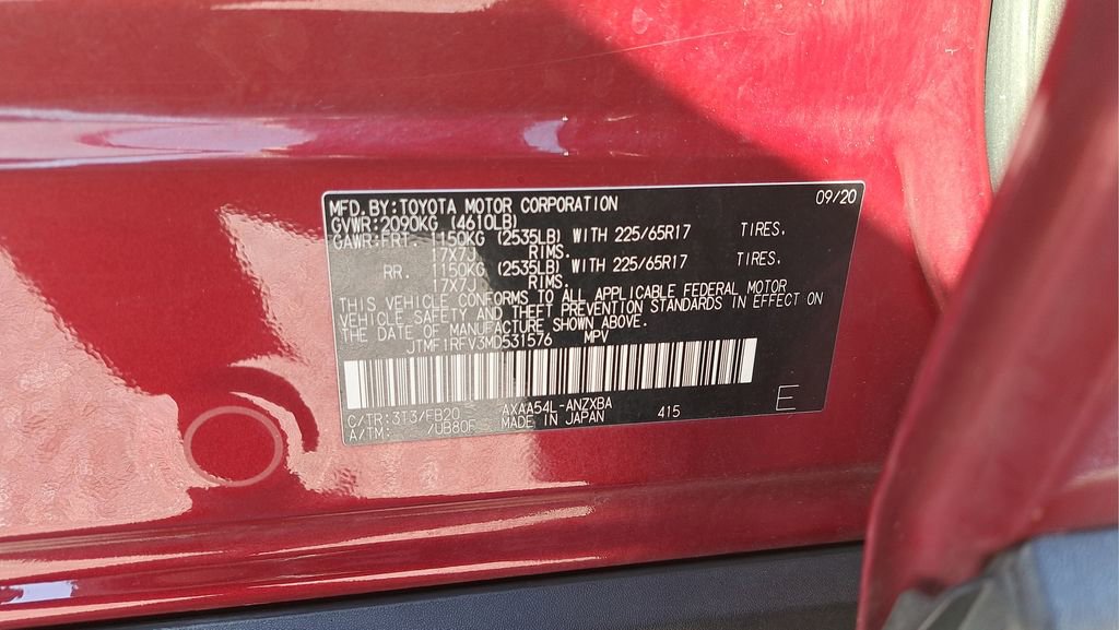 Used 2021 Toyota RAV4 LE image 29