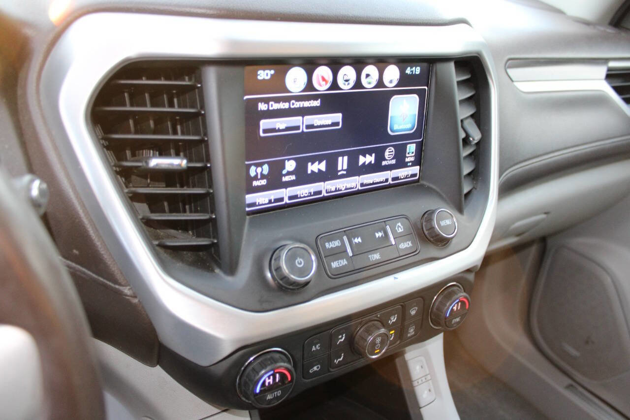 Used 2017 GMC Acadia SLT image 15