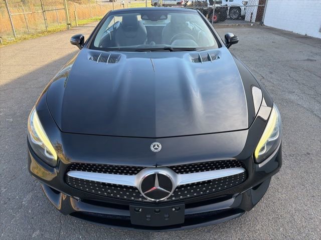 Used 2017 Mercedes-Benz SL 550 image 16