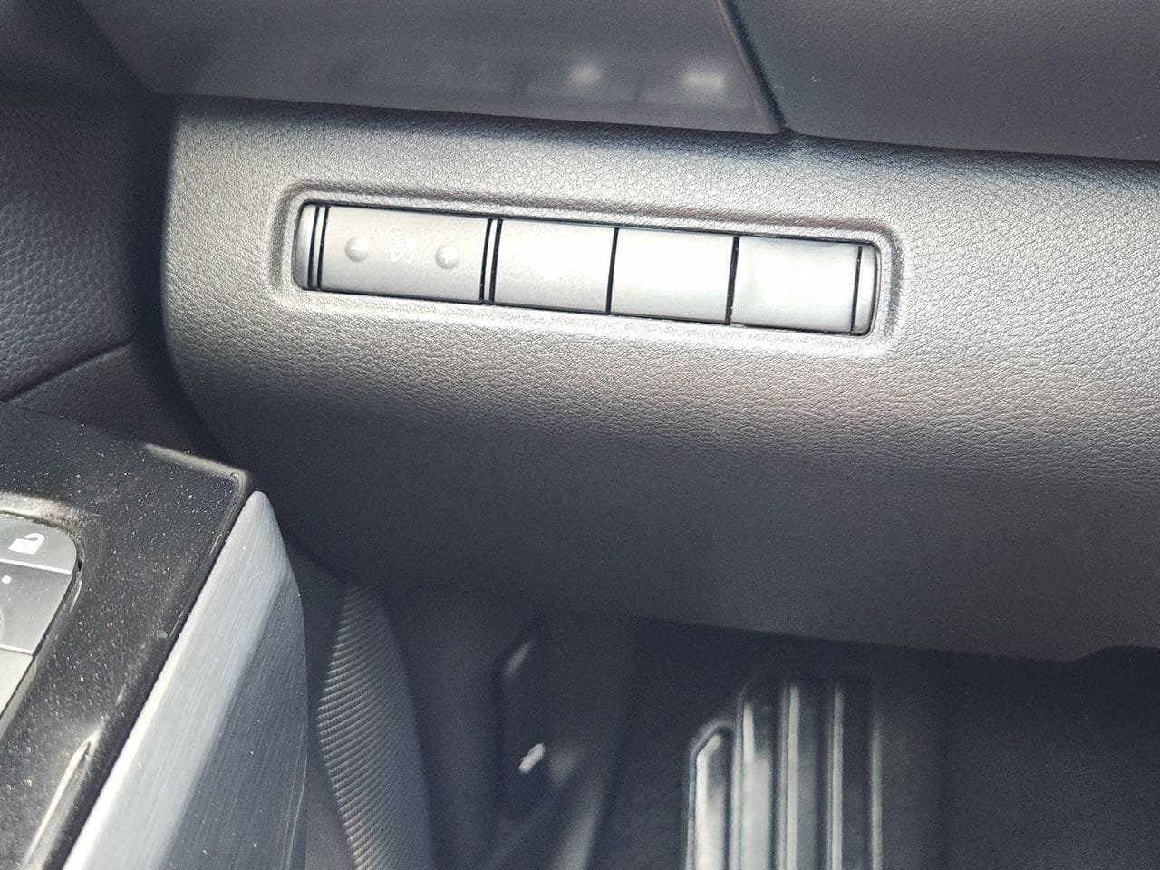 Used 2023 Nissan Pathfinder SL AWD/4WD image 20