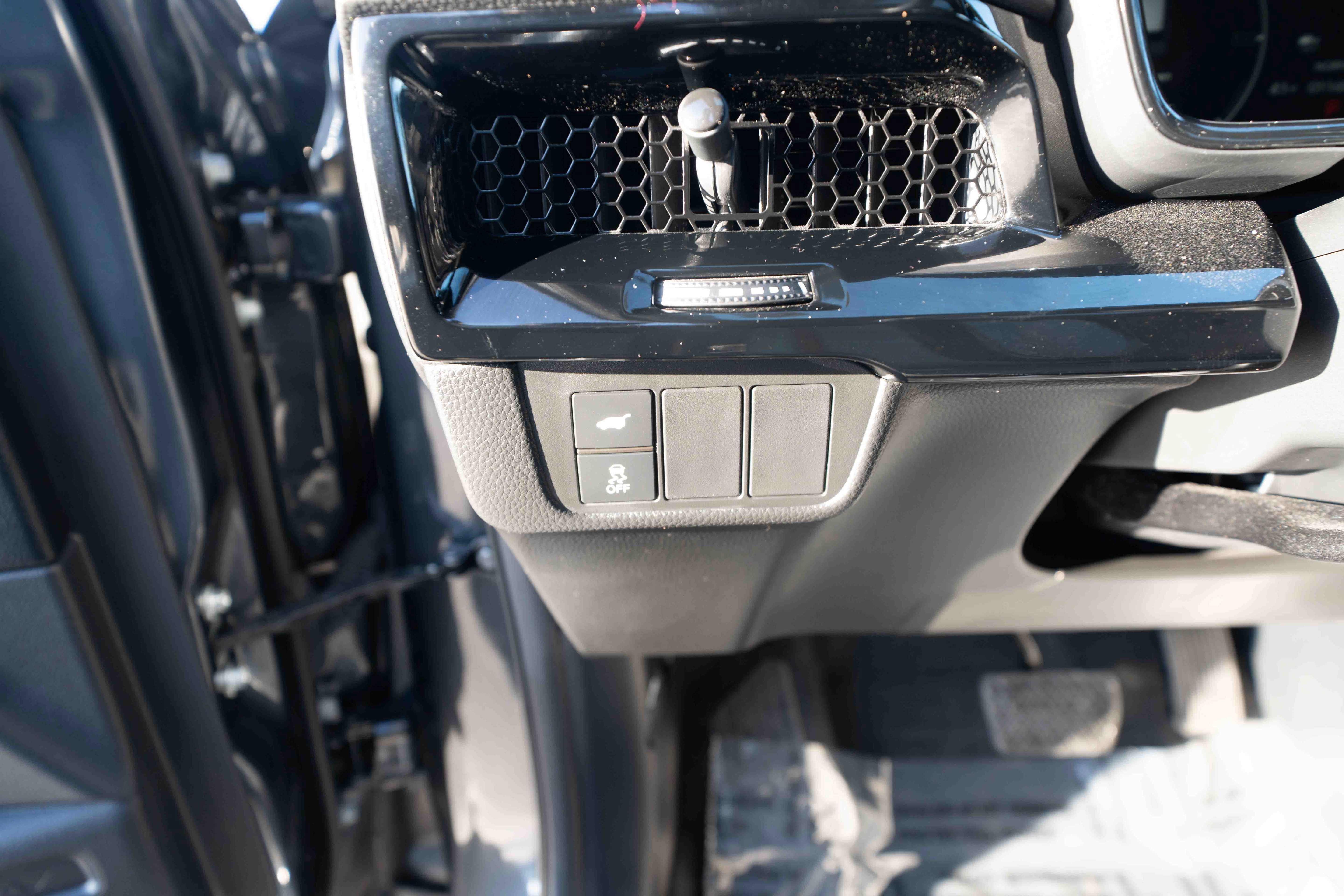 Certified 2025 Honda CR-V Sport Touring image 11