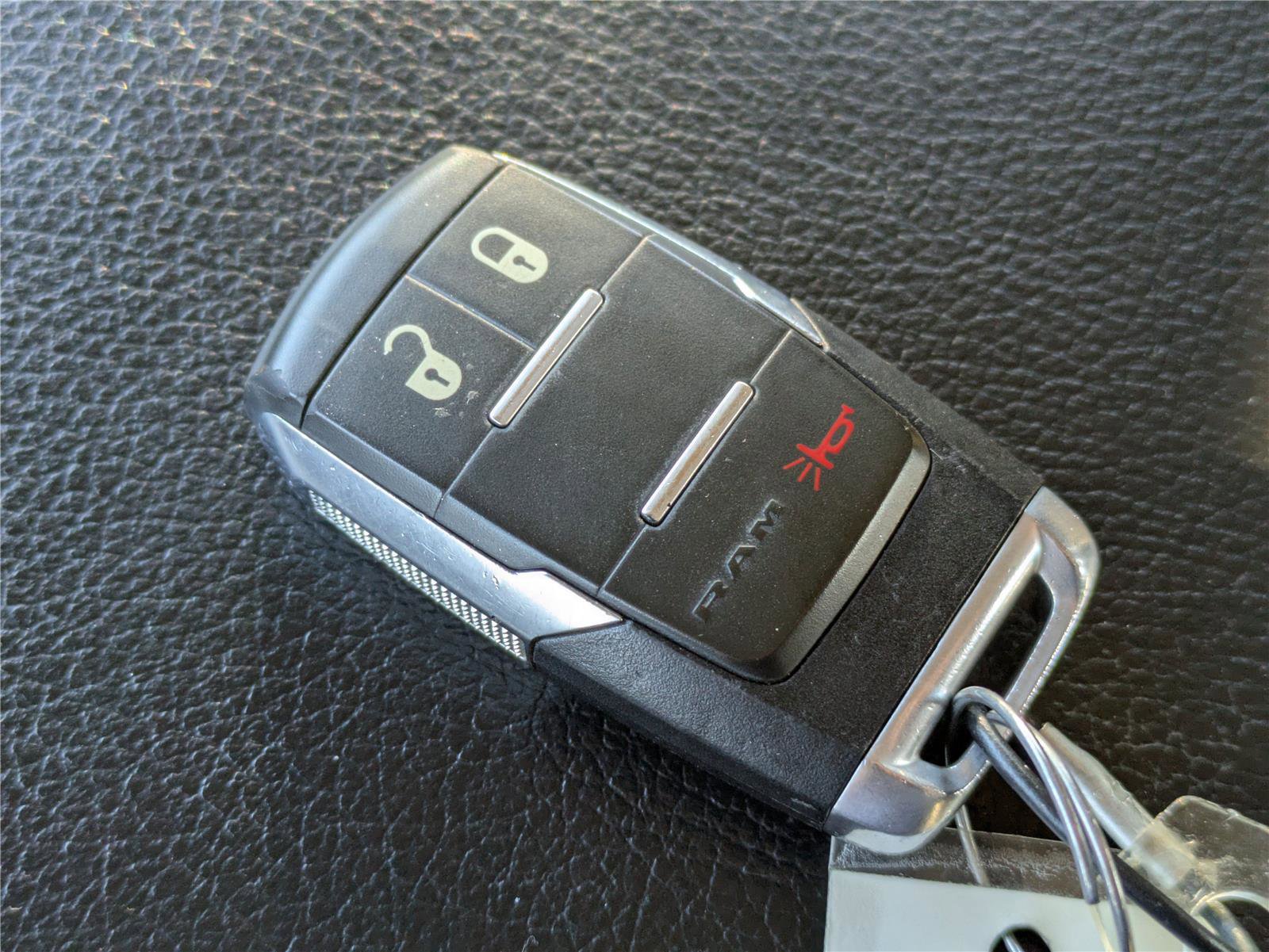 Used 2019 RAM 2500 Big Horn image 32