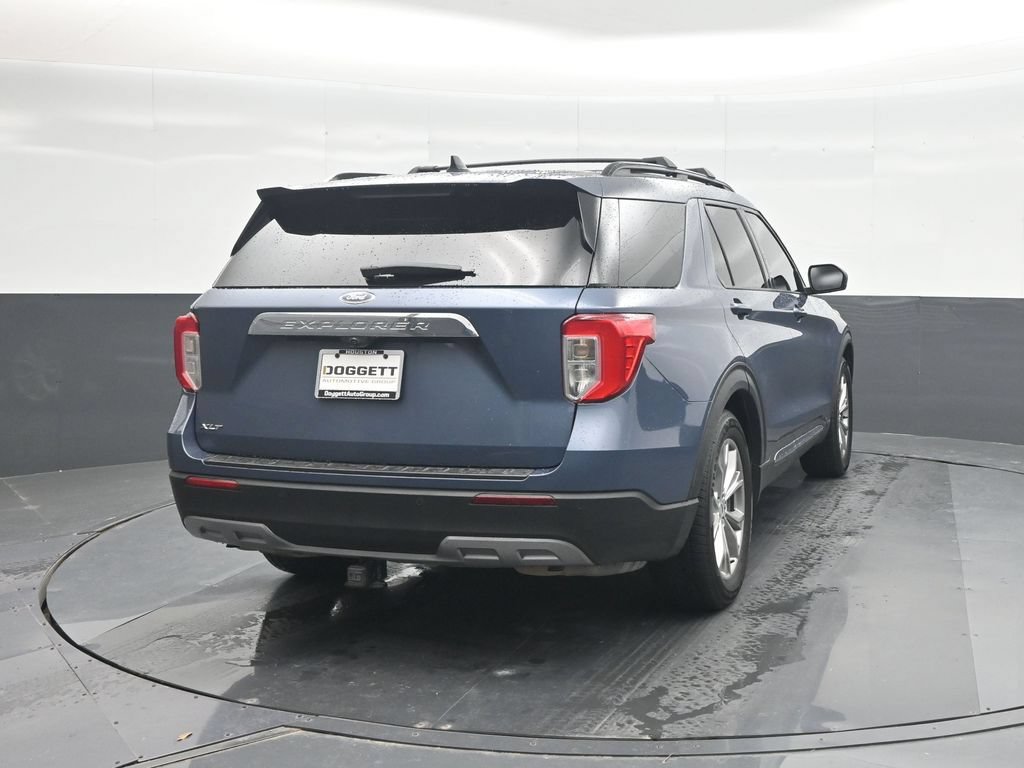 Used 2021 Ford Explorer XLT w/ Equipment Group 202A RWD image 24
