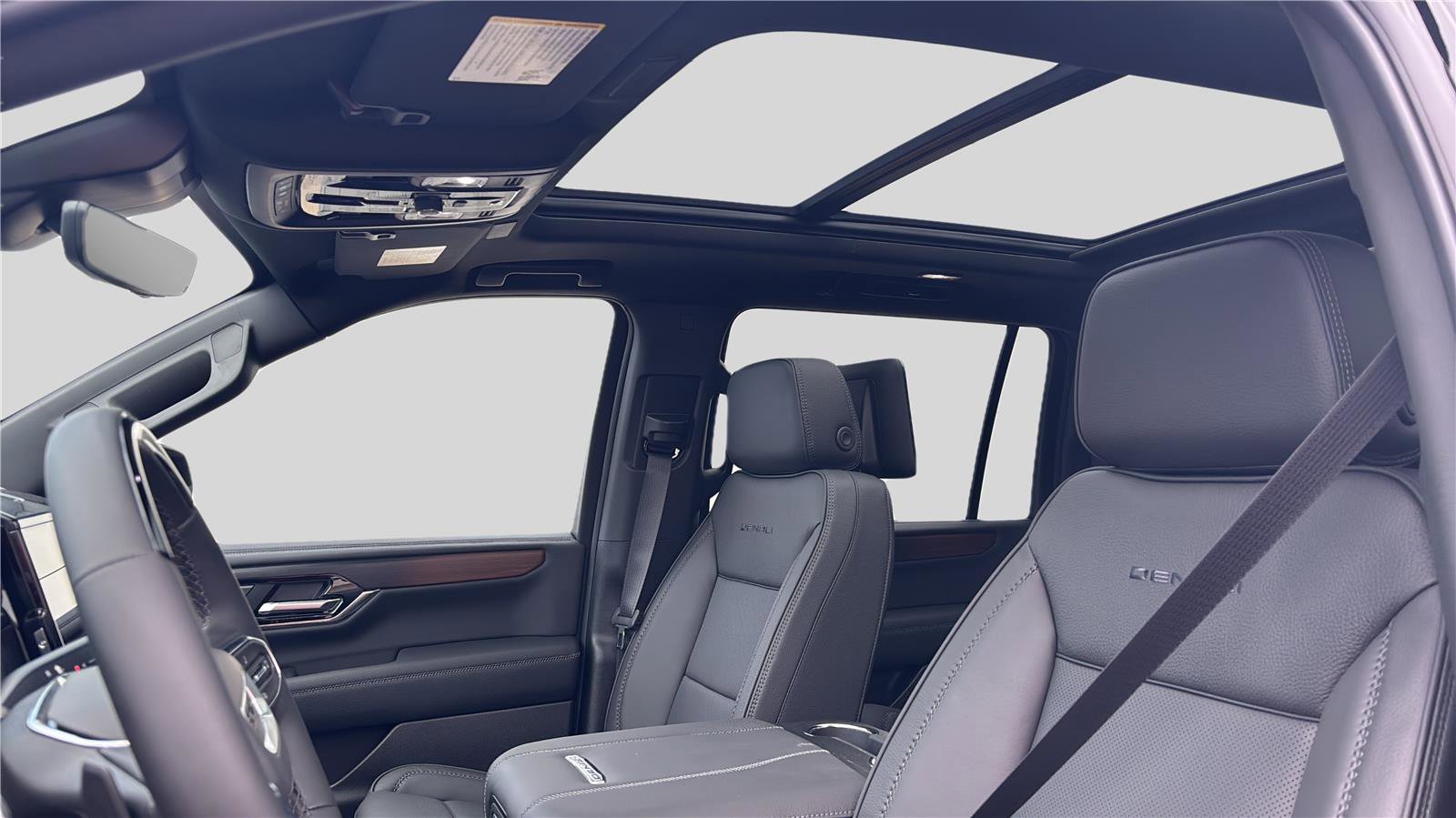 New 2026 GMC Yukon XL Denali w/ Denali Reserve Package image 17