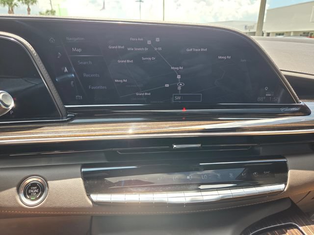 Used 2023 Cadillac Escalade Premium Luxury AWD/4WD image 24