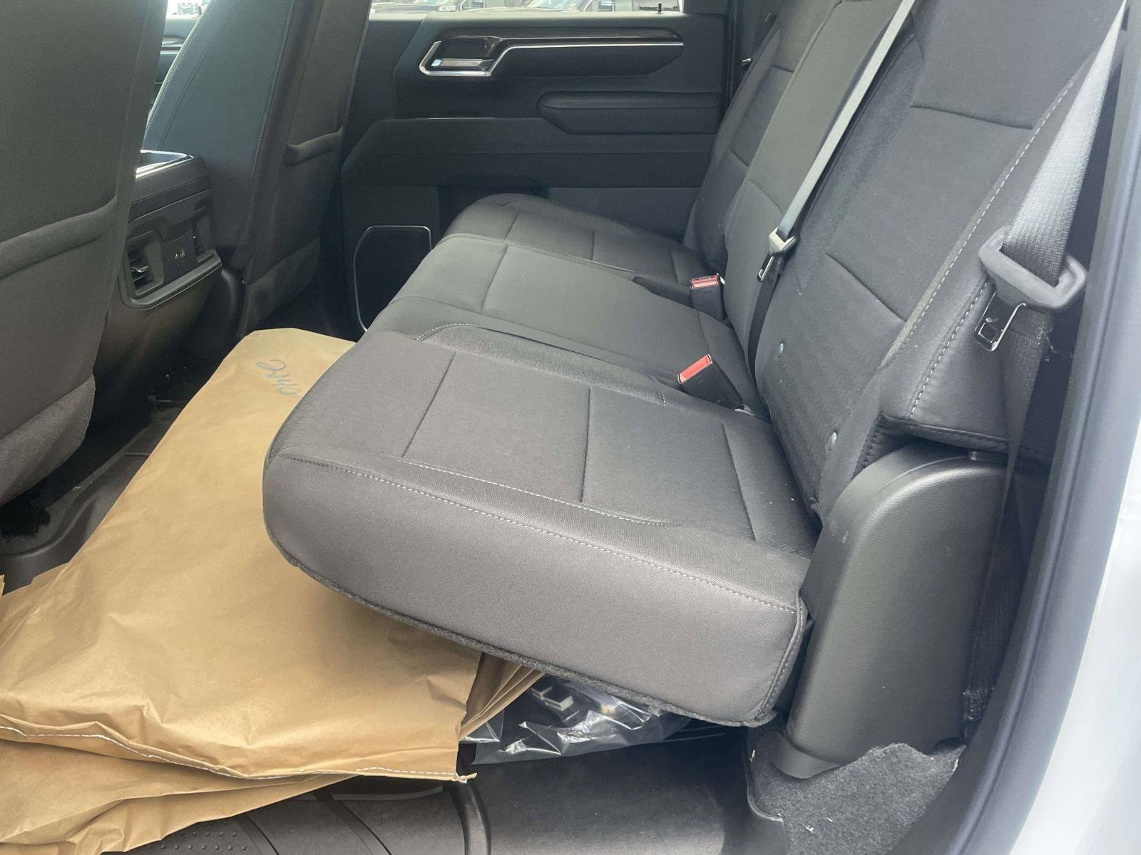 New 2026 Chevrolet Silverado 3500 LT w/ Convenience Package image 9