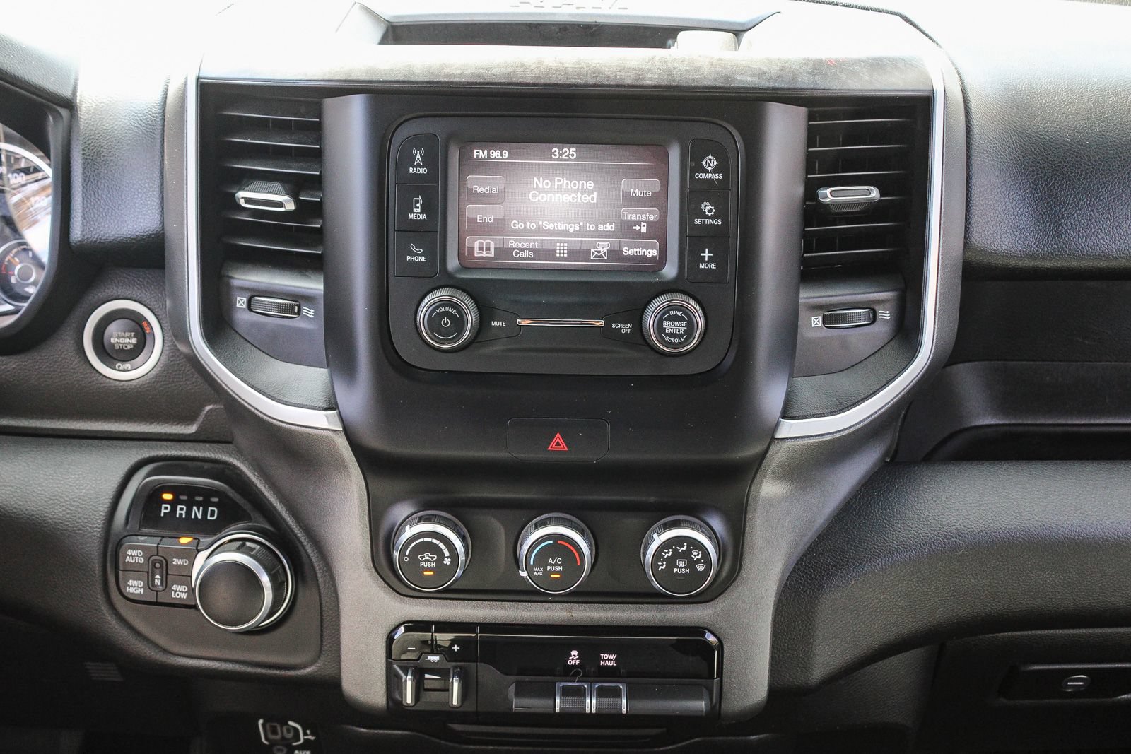 Used 2021 RAM 1500 Big Horn AWD/4WD image 14