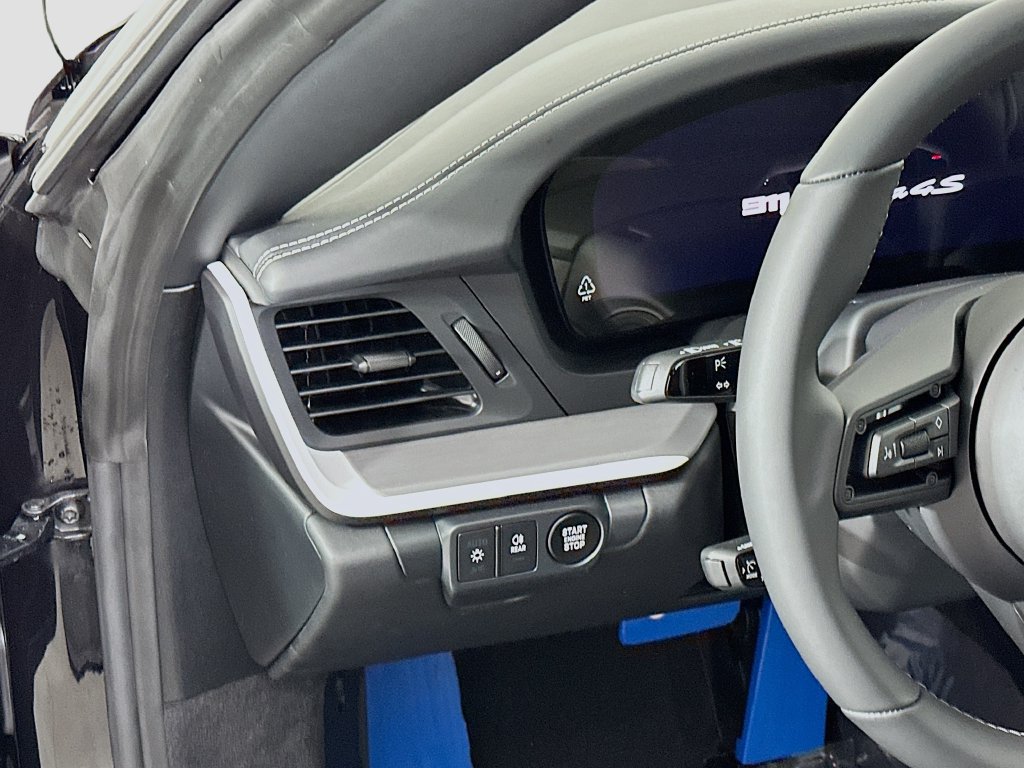 New 2026 Porsche 911 Carrera 4S AWD/4WD image 11