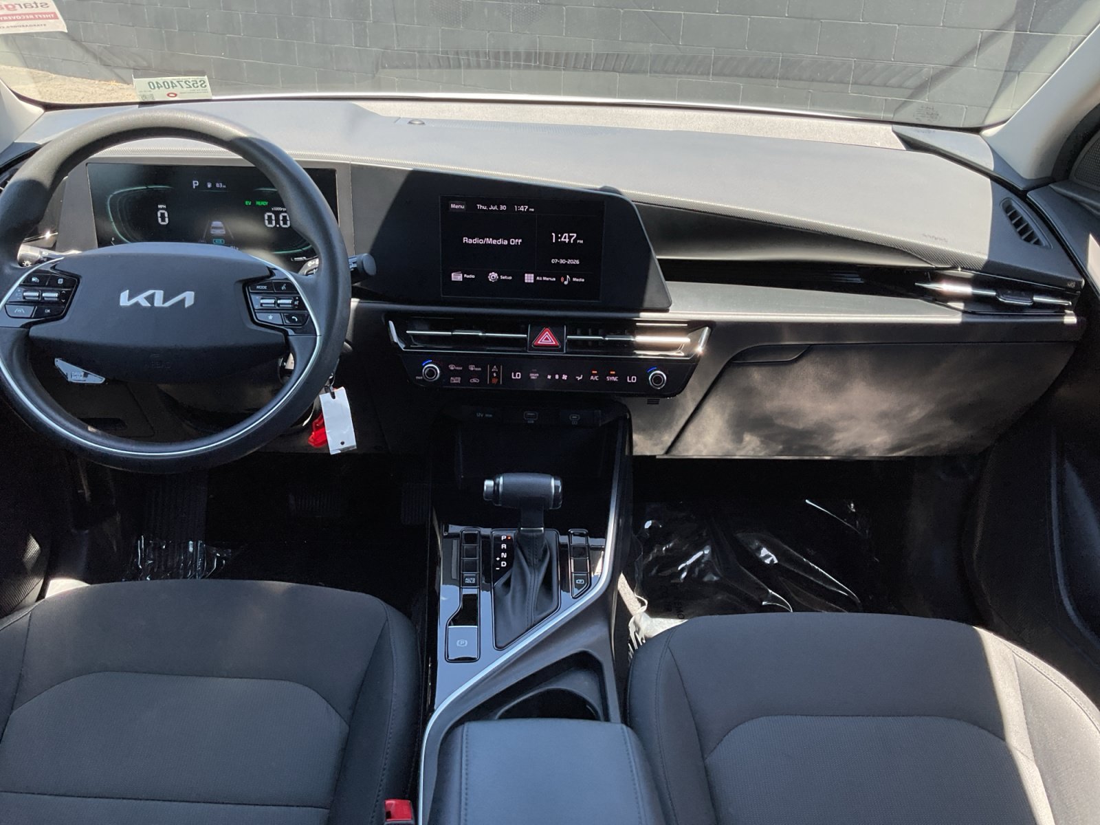 Used 2025 Kia Niro LX FWD image 15