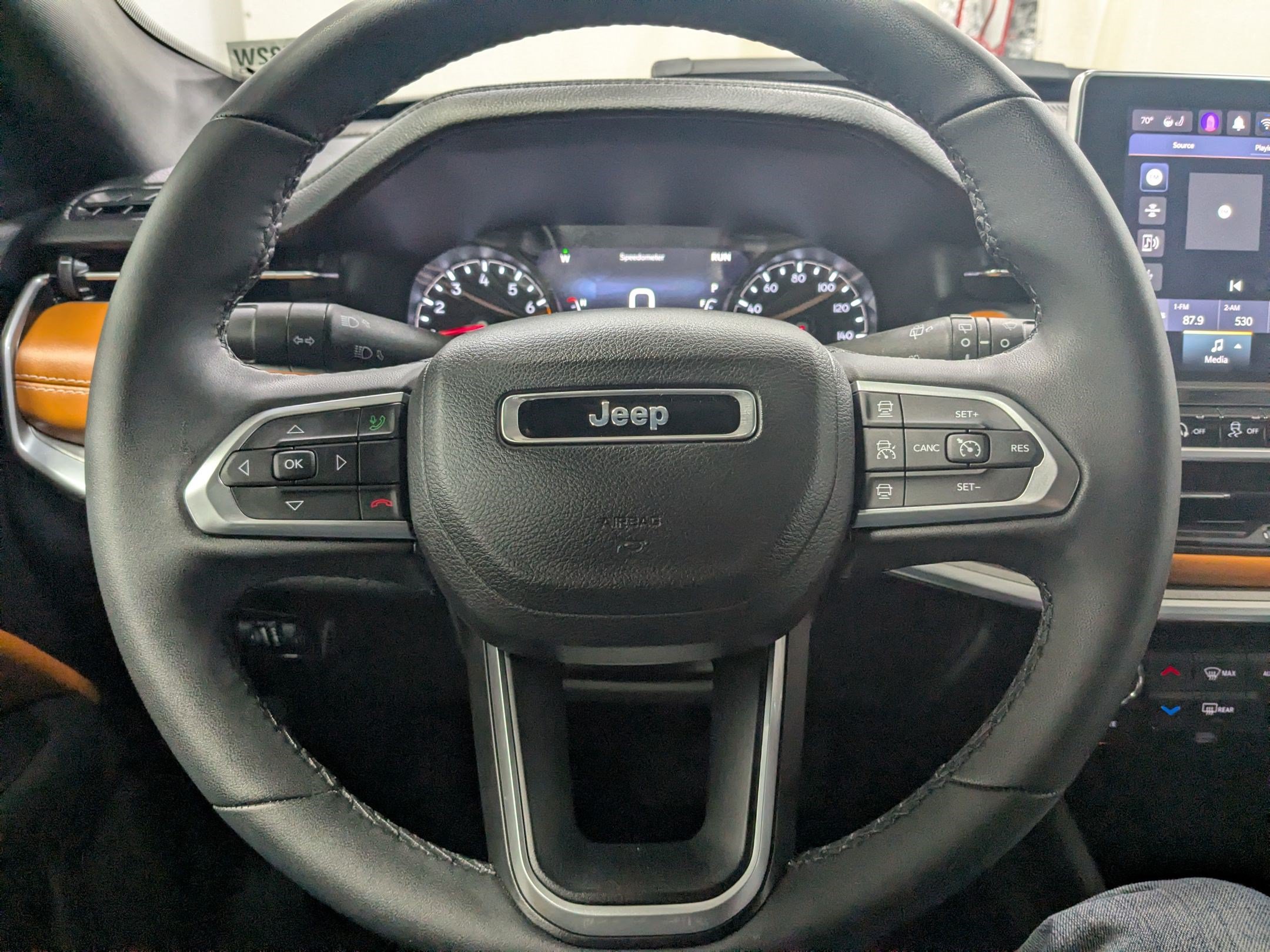 Certified 2024 Jeep Compass Limited AWD/4WD image 13