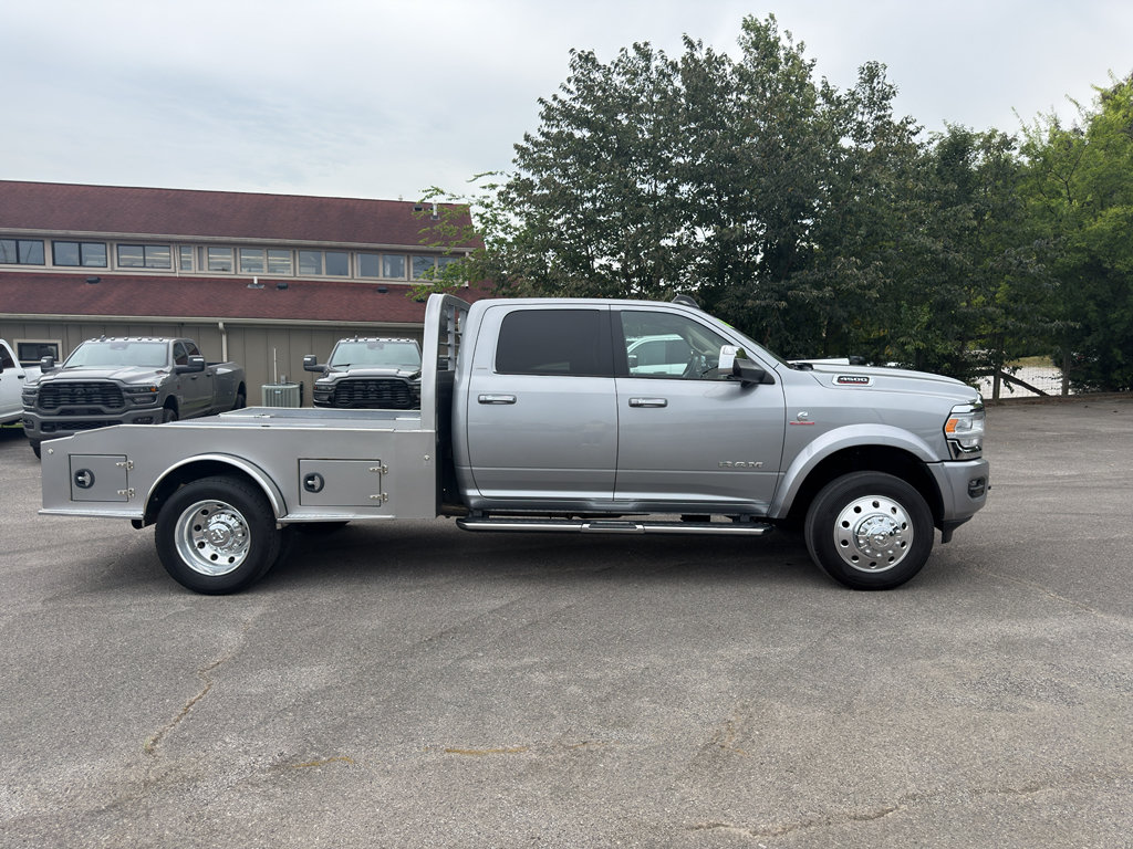 Used 2022 RAM 4500 Laramie AWD/4WD image 4