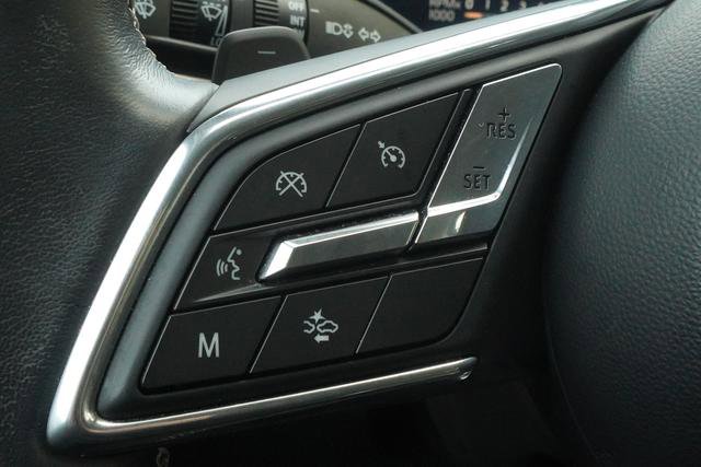 Used 2025 Buick Envision Sport Touring image 18