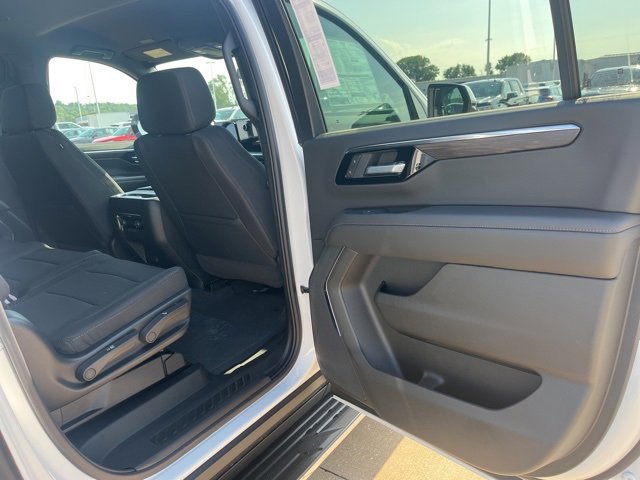 New 2025 Chevrolet Suburban LS image 44