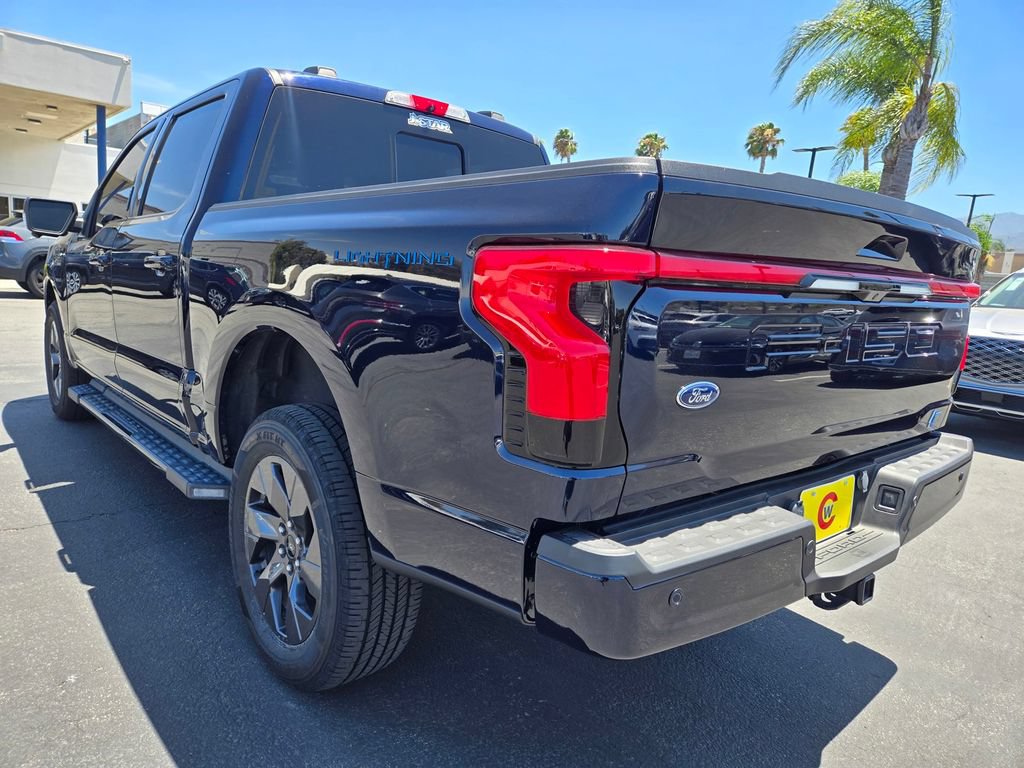 Used 2023 Ford F150 Lightning Lariat AWD/4WD image 5