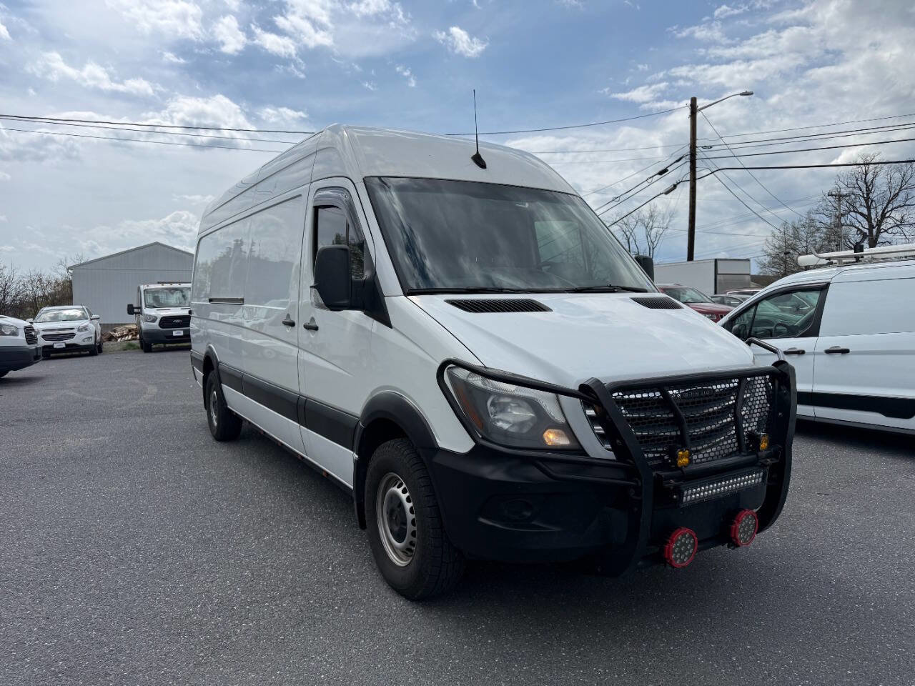 Used 2017 Freightliner Sprinter 2500 image 4