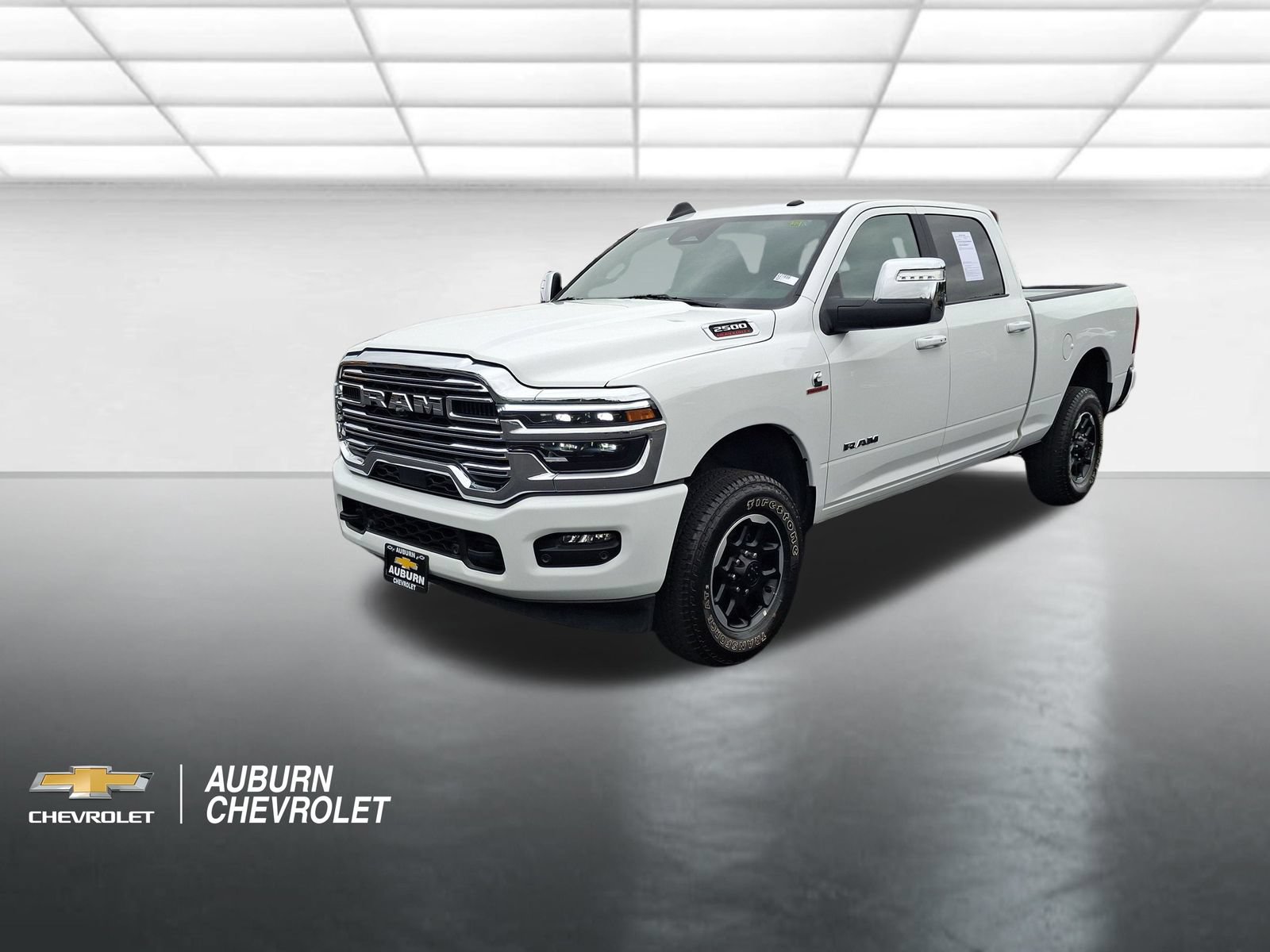 Used 2026 RAM 2500 Laramie AWD/4WD image 7