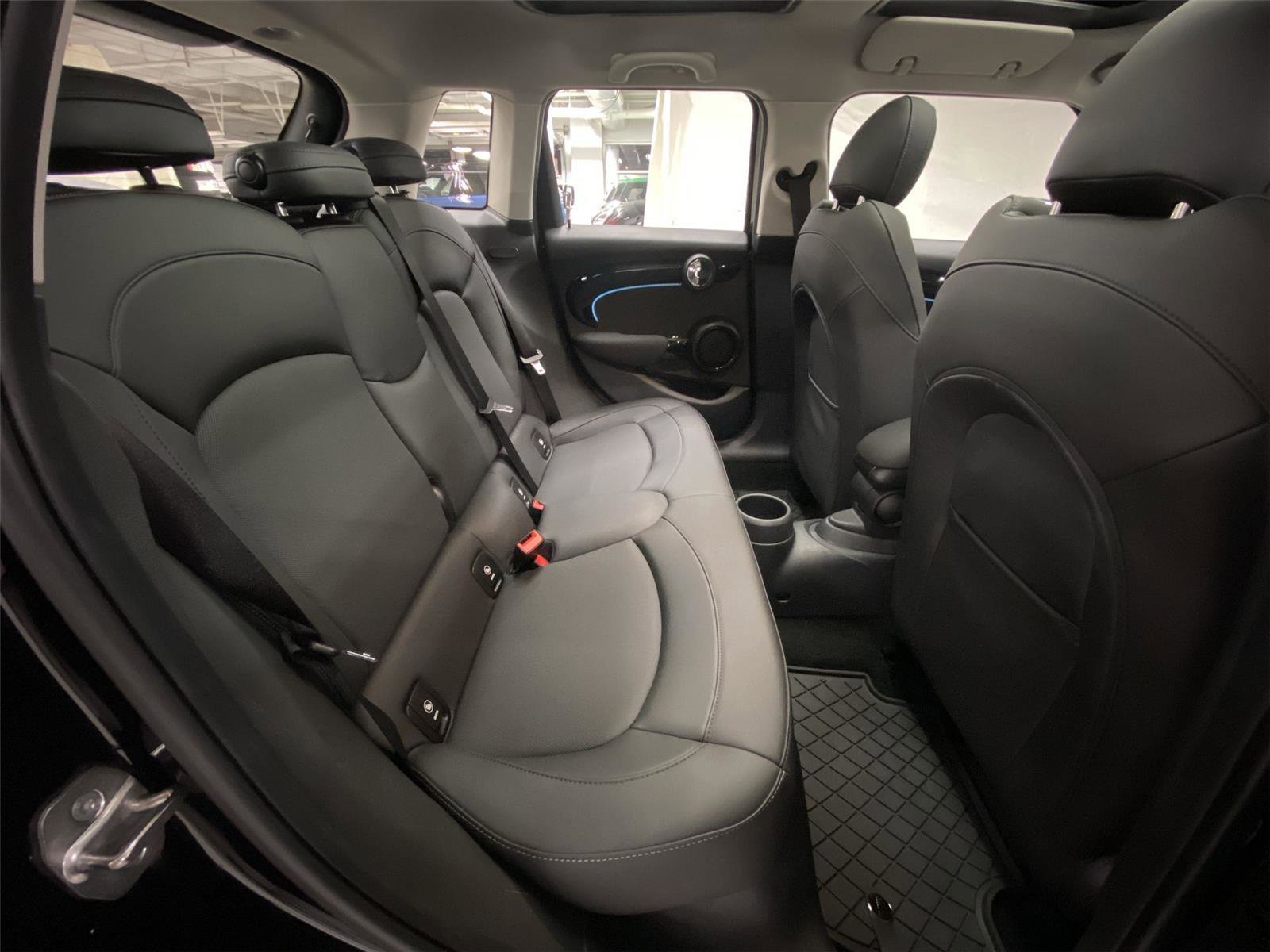 Certified 2024 MINI Cooper S FWD image 29