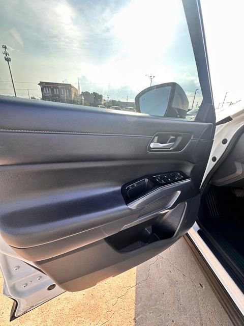 Certified 2022 Nissan Pathfinder SL AWD/4WD image 22