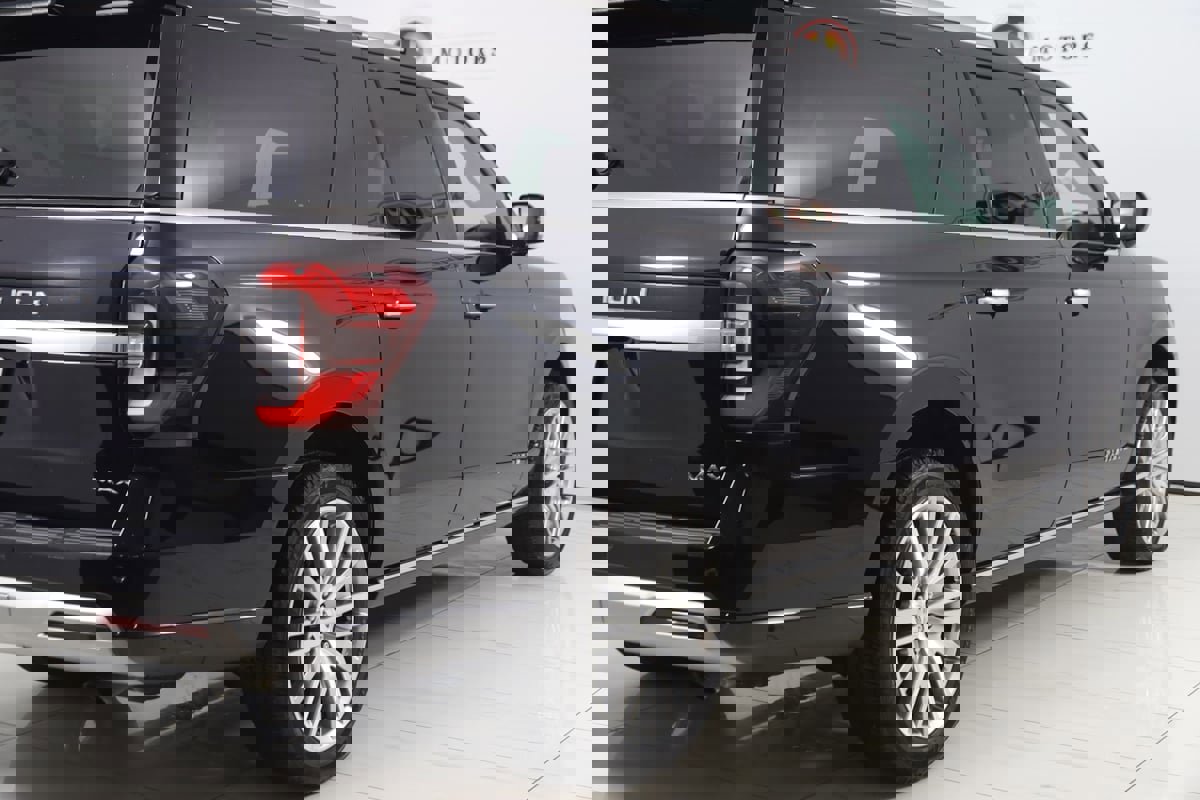 Used 2024 Ford Expedition Max Platinum AWD/4WD image 56