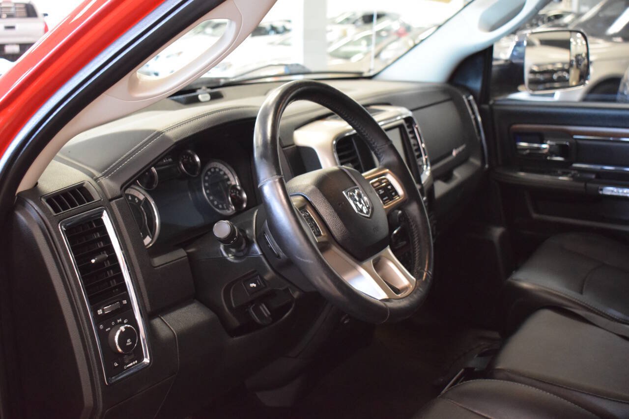 Used 2016 RAM 1500 Laramie w/ Convenience Group AWD/4WD image 91