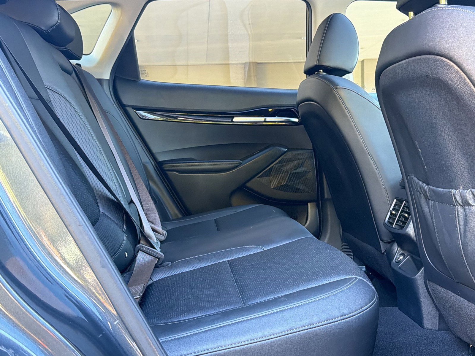Used 2021 Kia Seltos EX AWD/4WD image 30